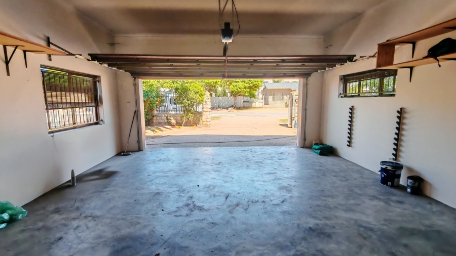 3 Bedroom Property for Sale in Hartenbos Central Western Cape